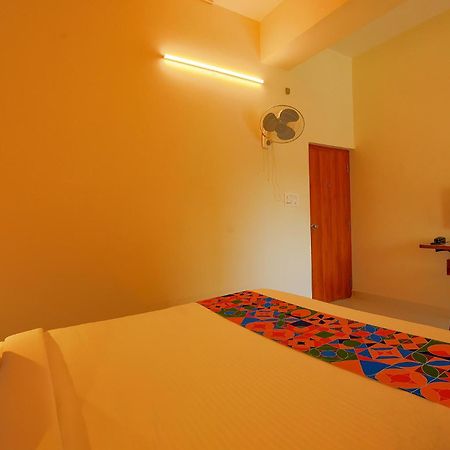 Fabhotel Gr Lake View - Btm Layout Бангалор Экстерьер фото