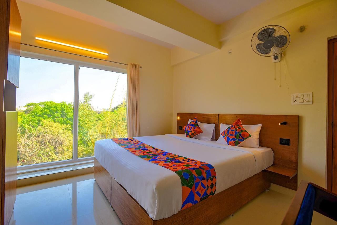 Fabhotel Gr Lake View - Btm Layout Бангалор Экстерьер фото
