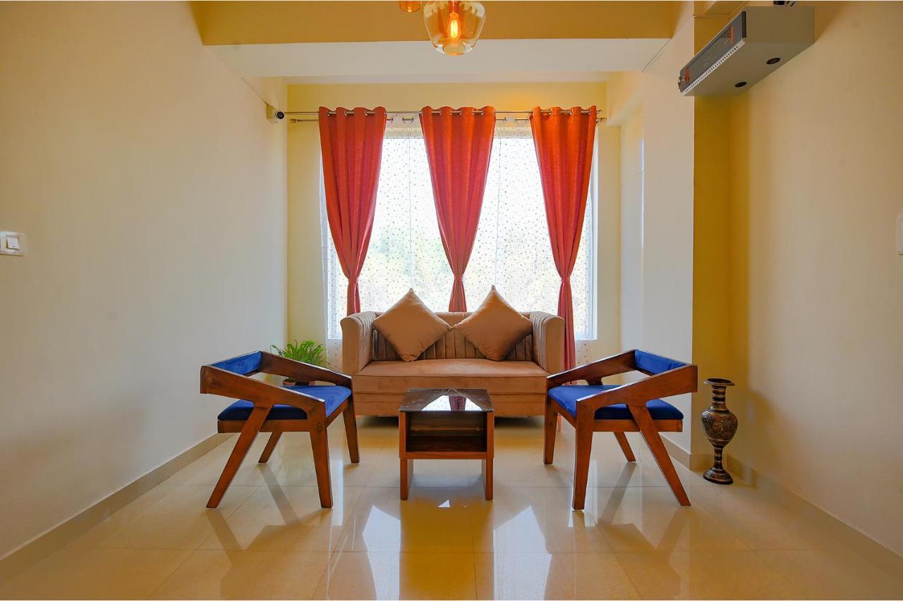 Fabhotel Gr Lake View - Btm Layout Бангалор Экстерьер фото