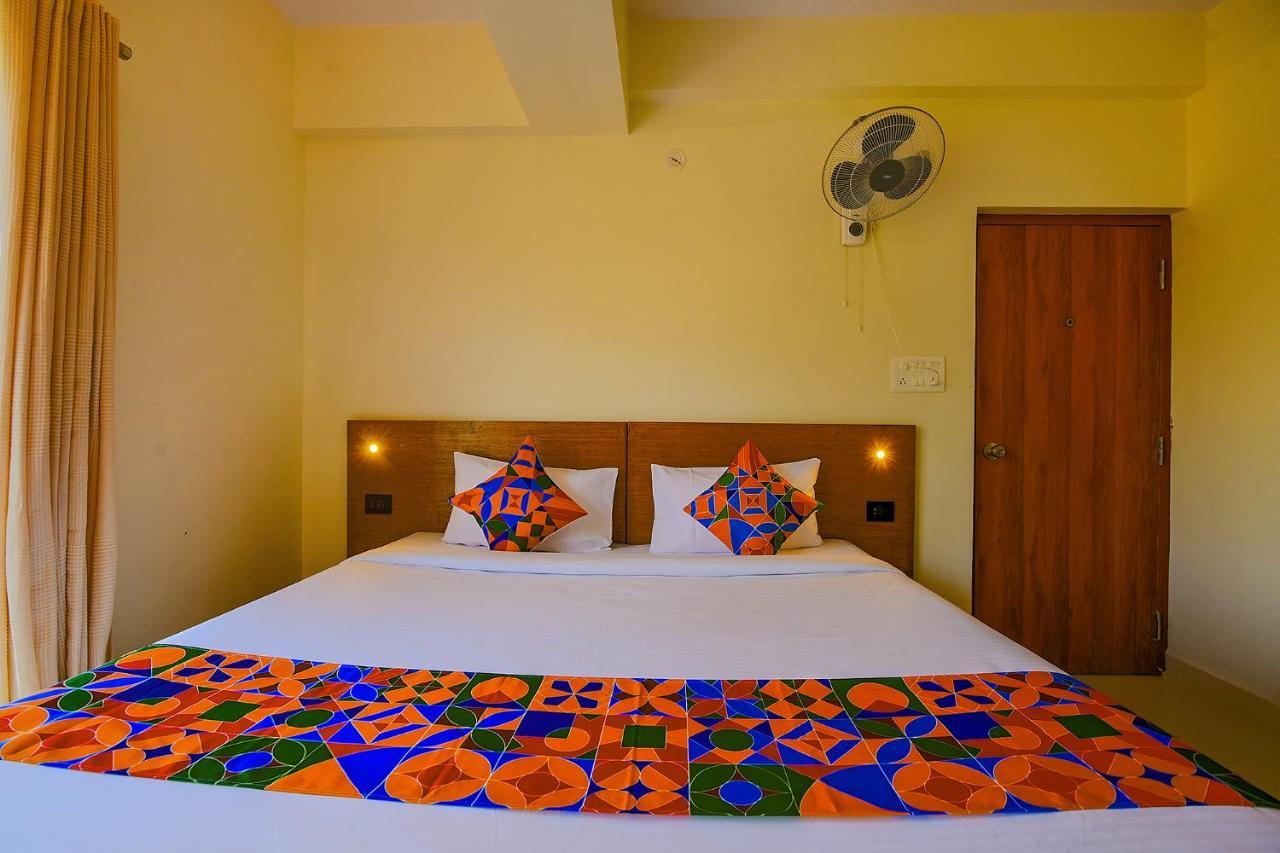 Fabhotel Gr Lake View - Btm Layout Бангалор Экстерьер фото