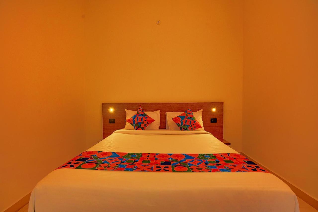 Fabhotel Gr Lake View - Btm Layout Бангалор Экстерьер фото